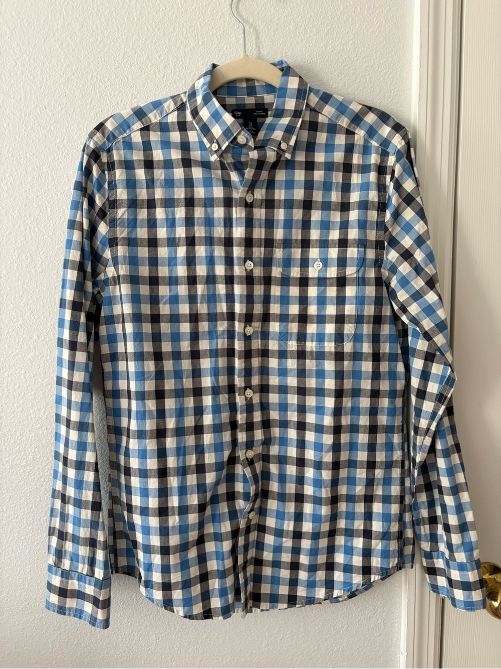 GAP Men's Blue, Black and White Plaid Button-Down Shirt